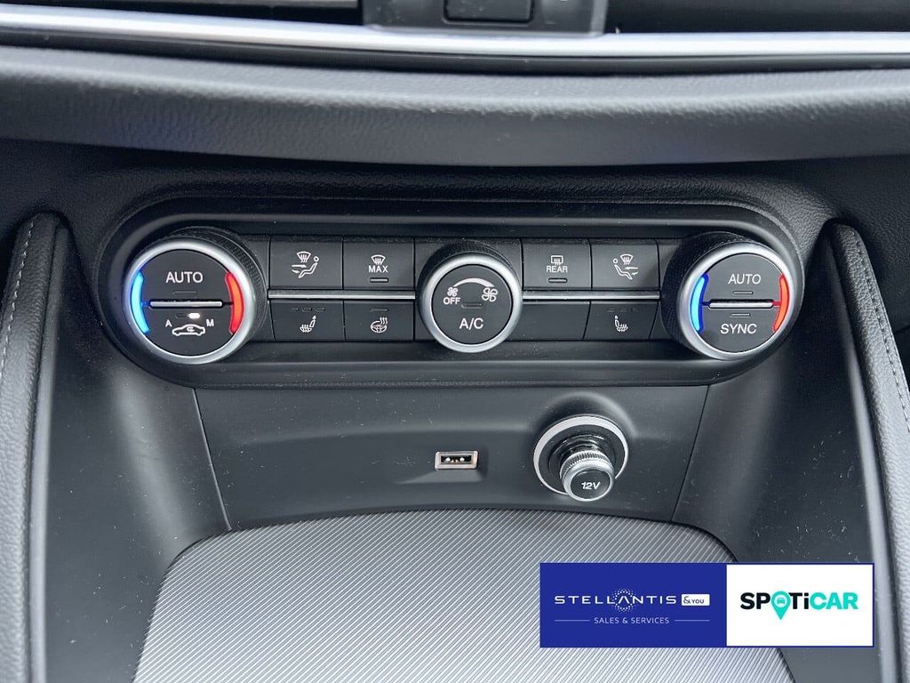 Alfa Romeo Stelvio 2021