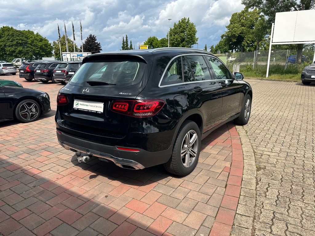 Mercedes-Benz GLC 300 2022