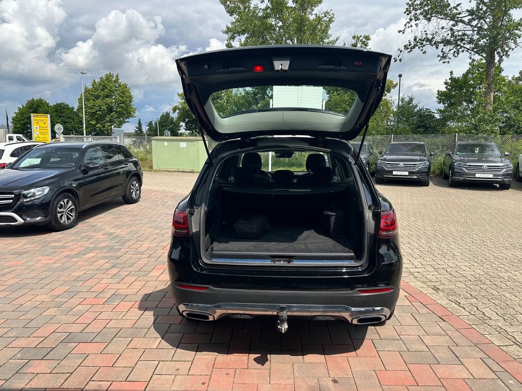 Mercedes-Benz GLC 300 2022