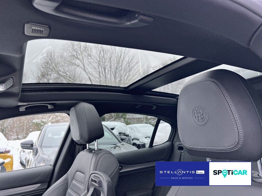 Alfa Romeo Stelvio 2021