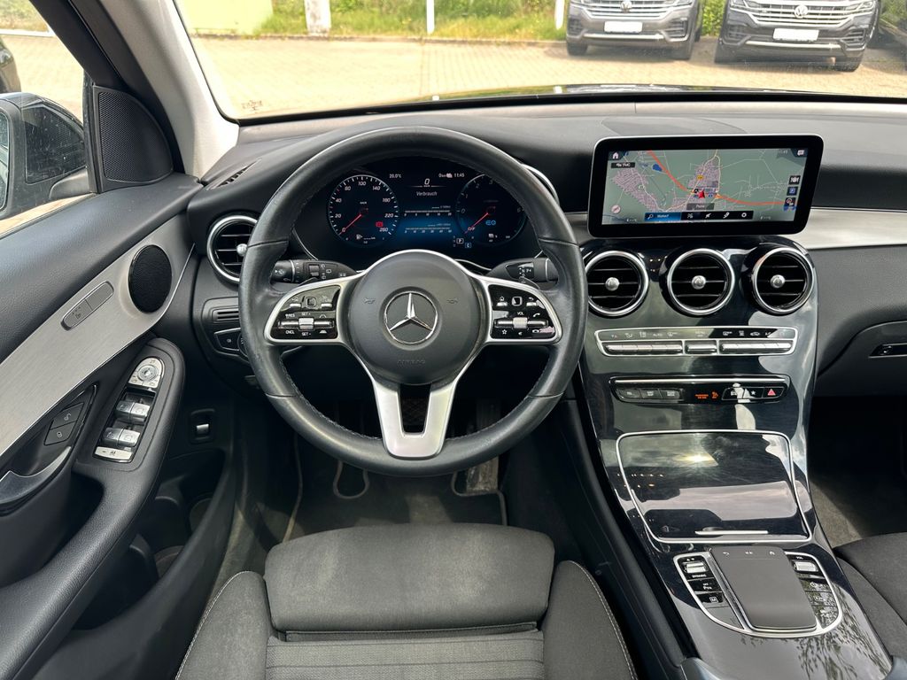 Mercedes-Benz GLC 300 2022