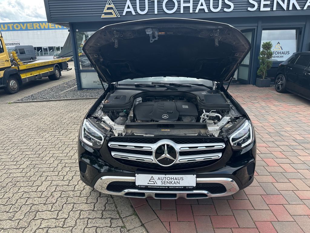 Mercedes-Benz GLC 300 2022