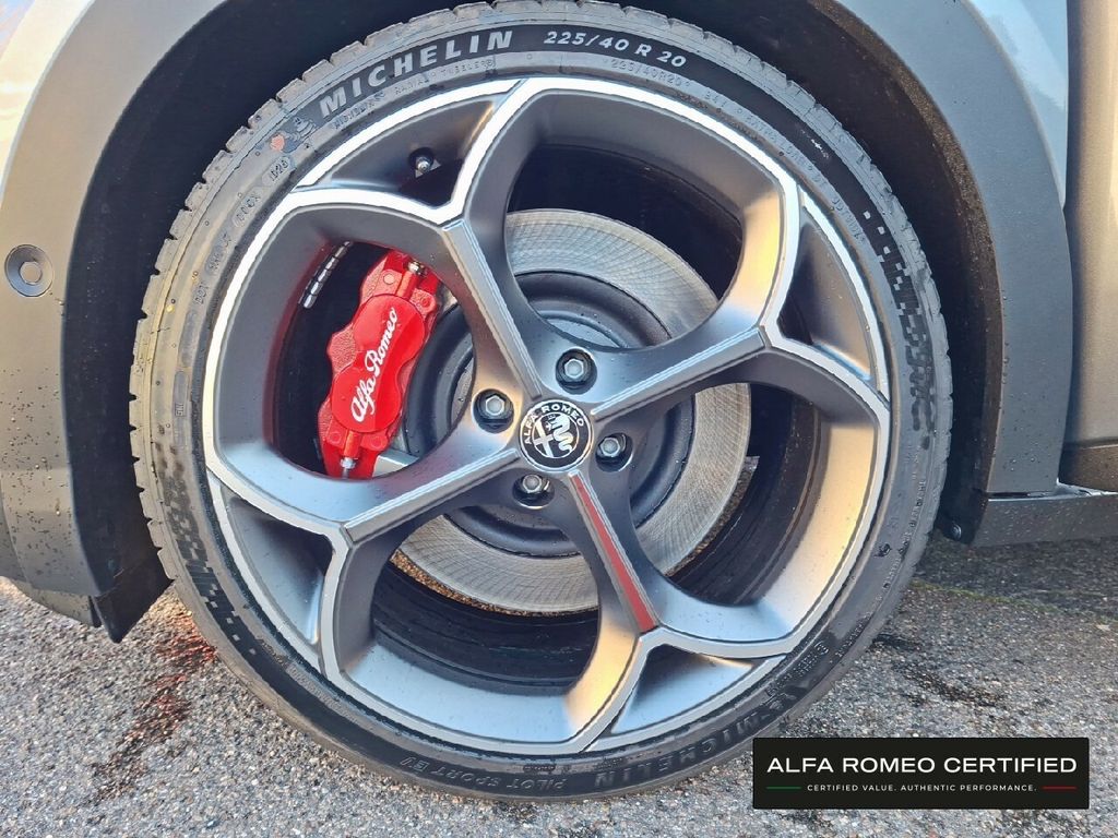 Alfa Romeo Junior 2025