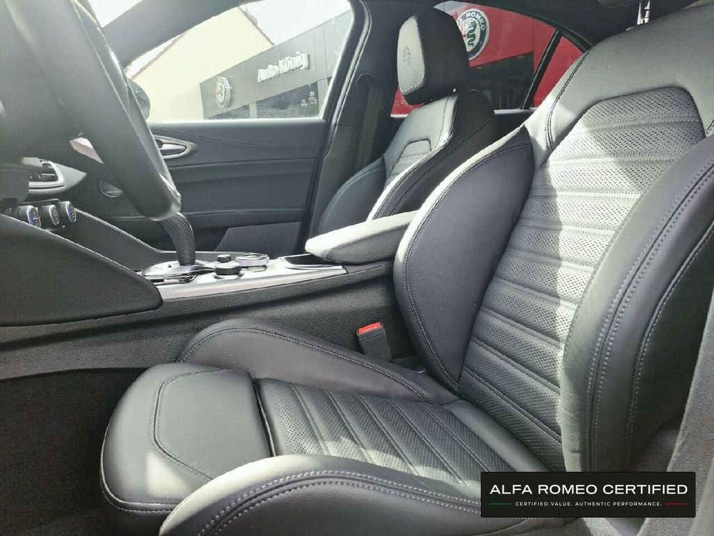 Alfa Romeo Giulia 2025