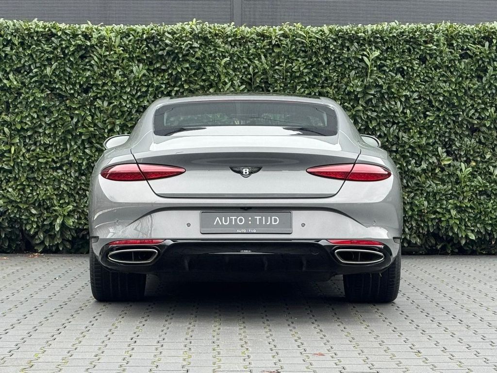 Bentley Continental GT 2025