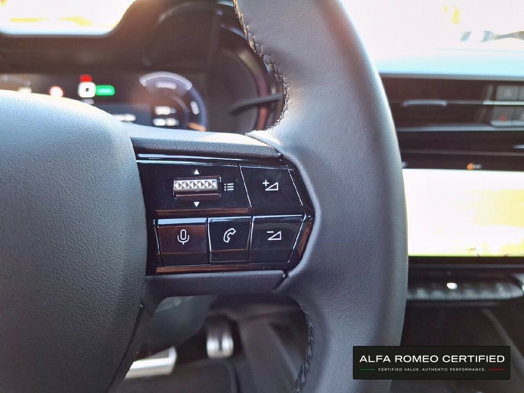 Alfa Romeo Junior 2025