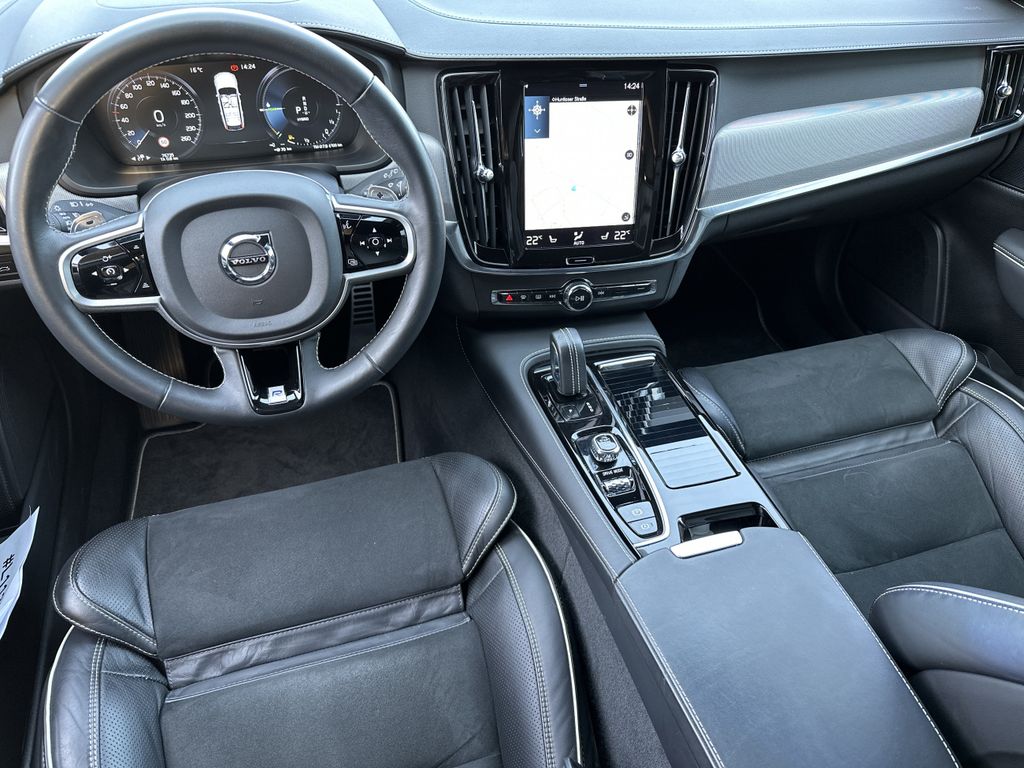 Volvo V90 2020