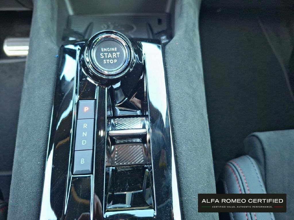 Alfa Romeo Junior 2025