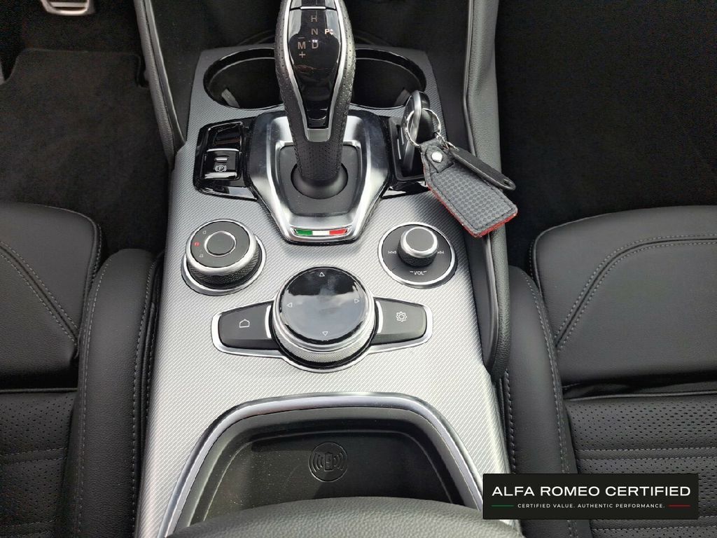 Alfa Romeo Giulia 2025