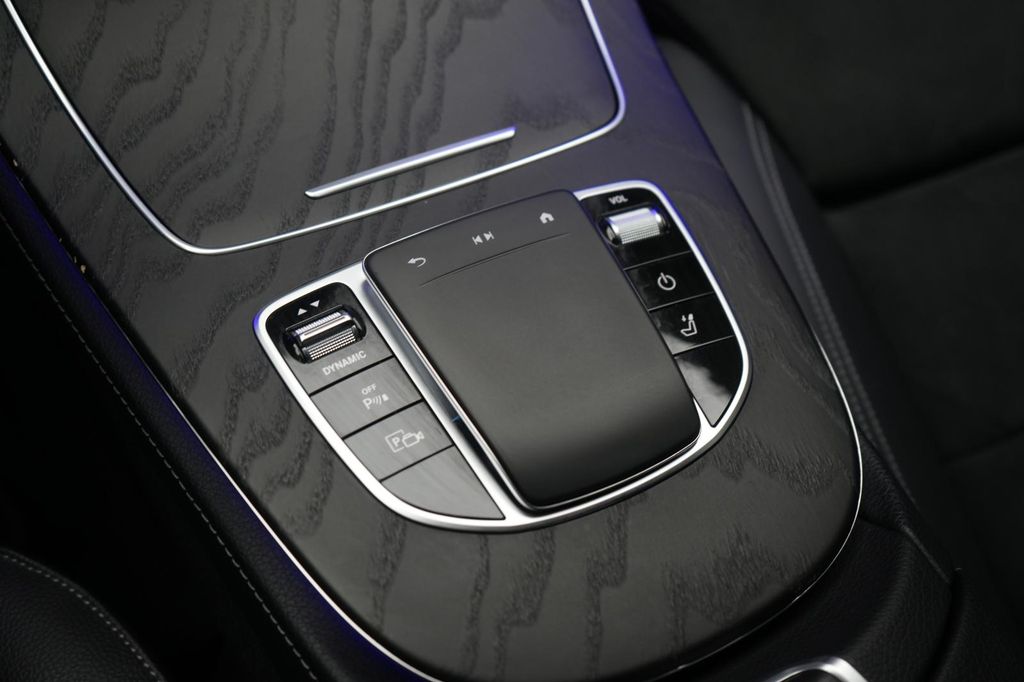 Mercedes-Benz E 300 2021