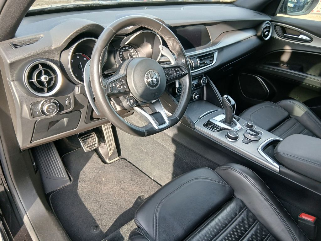 Alfa Romeo Stelvio 2022