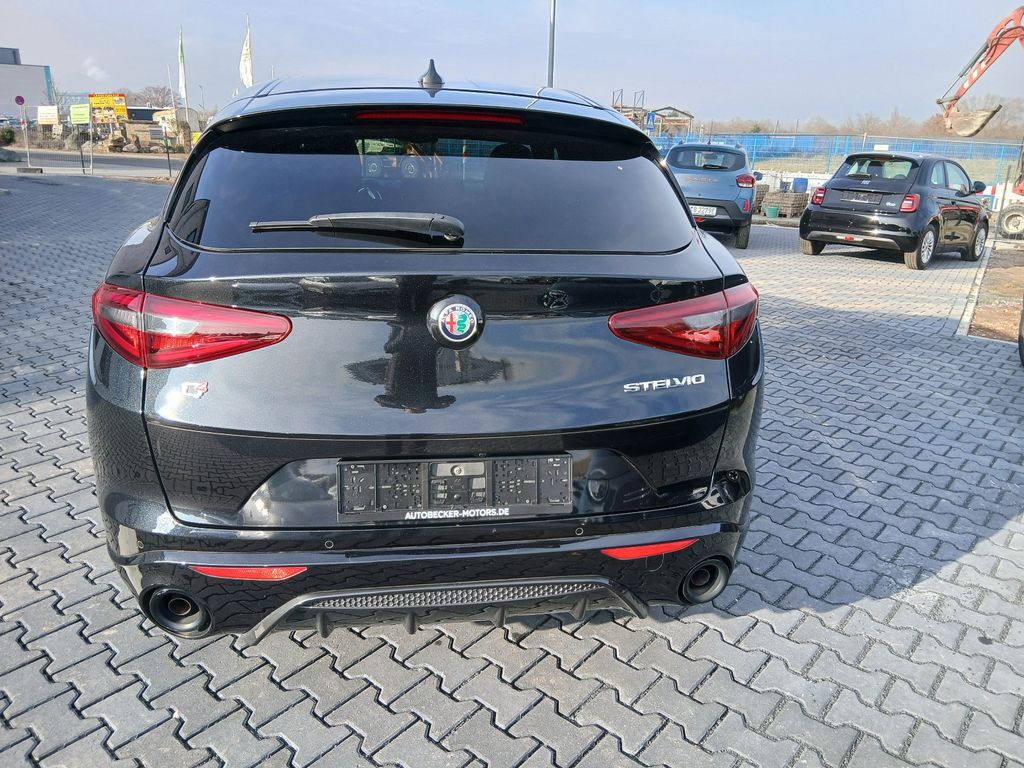 Alfa Romeo Stelvio 2022