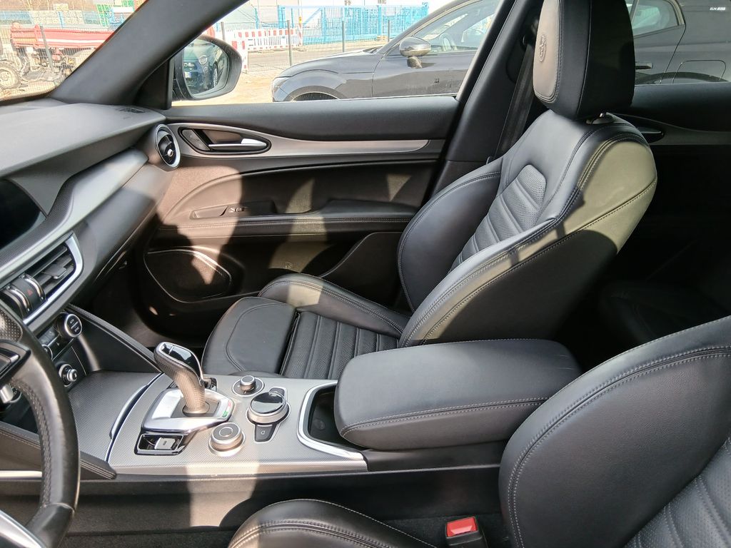 Alfa Romeo Stelvio 2022