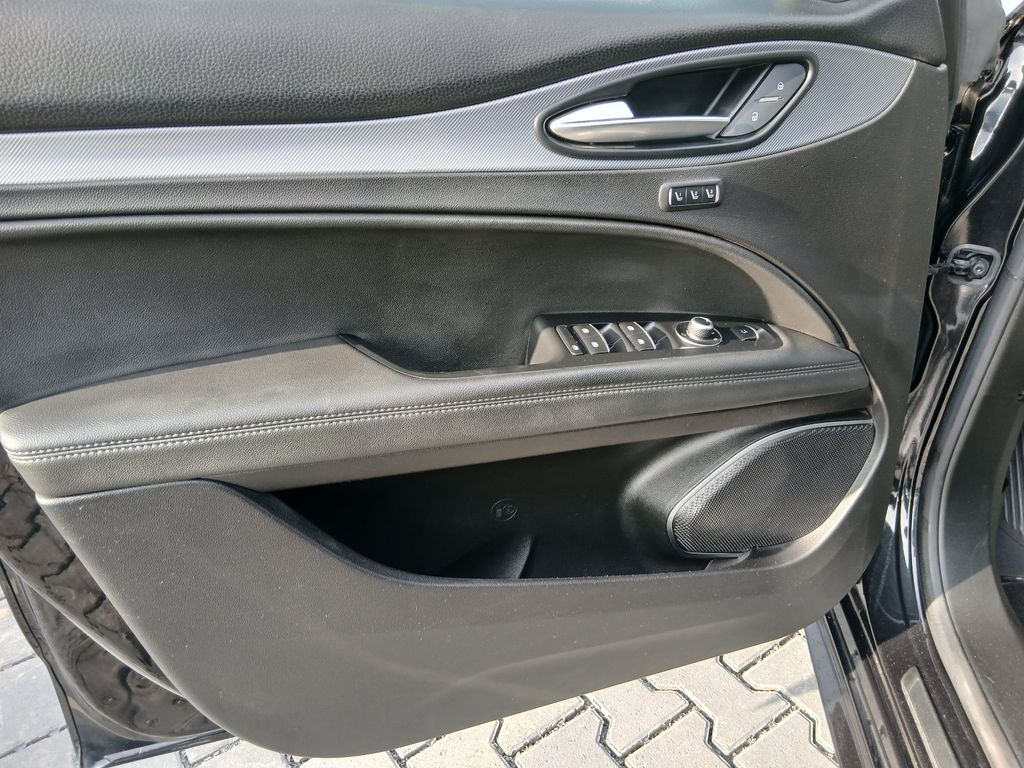 Alfa Romeo Stelvio 2022