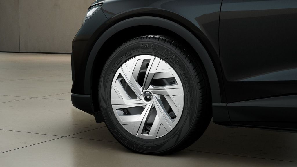 Audi Q4 e-tron 2024