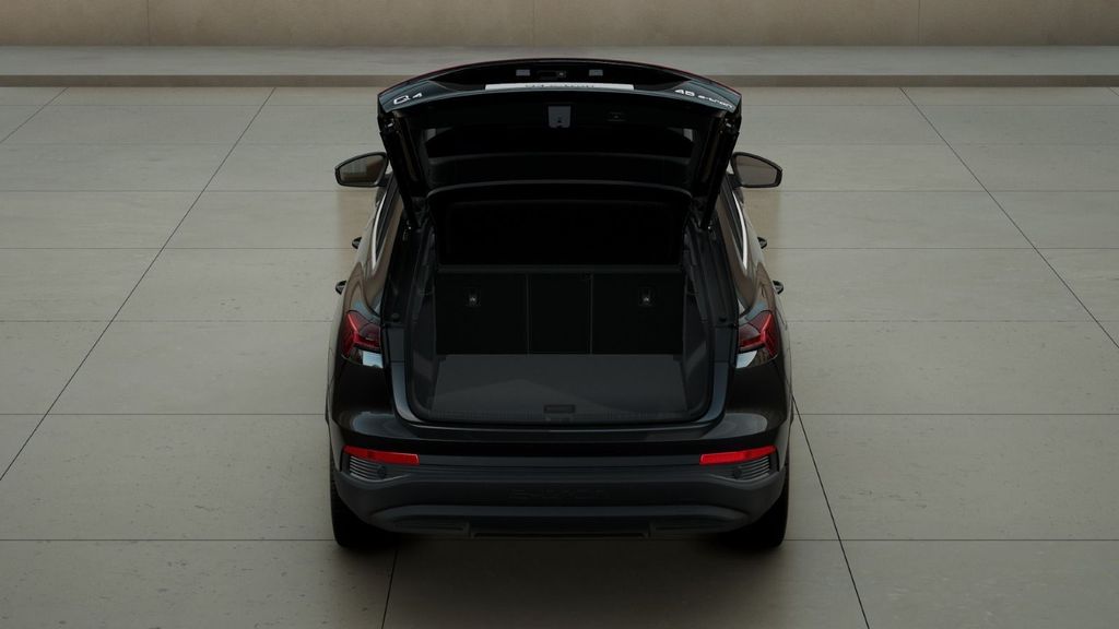 Audi Q4 e-tron 2024