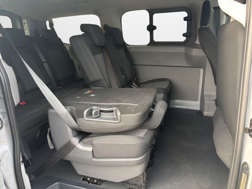 Volkswagen T7 Transporter