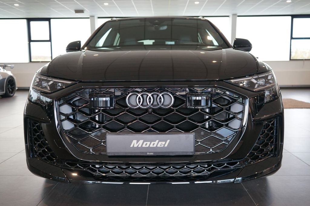 Audi RSQ8 2025