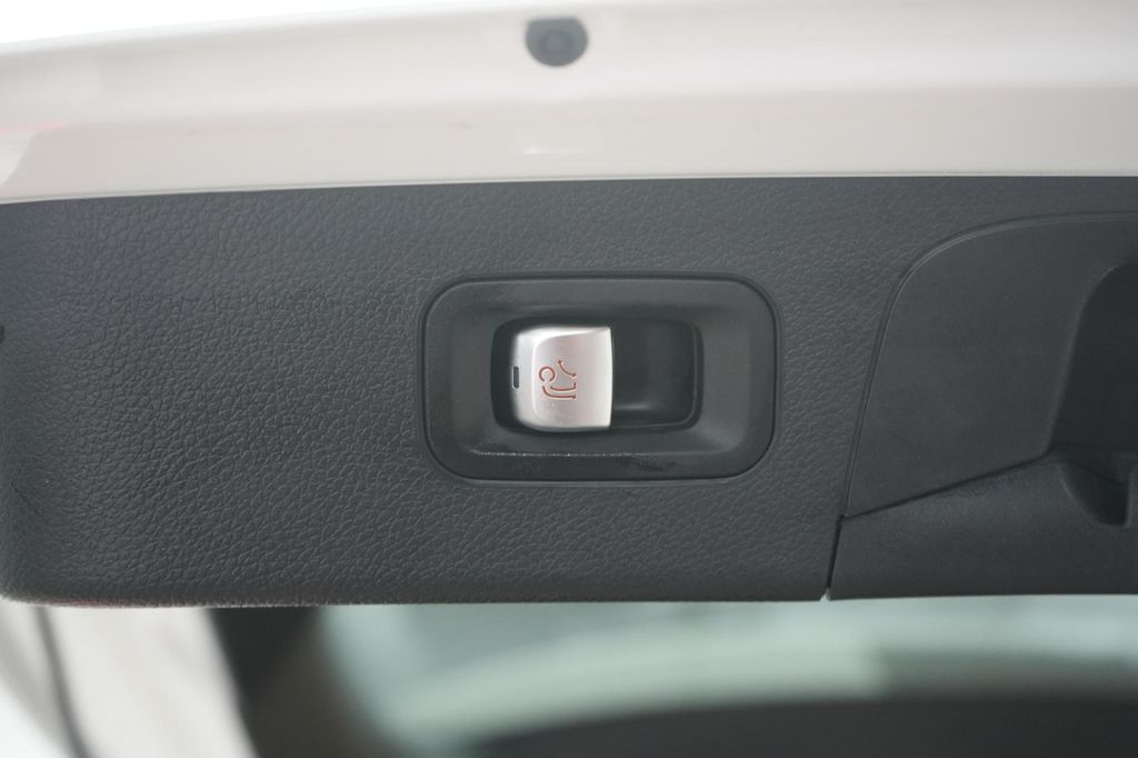 Mercedes-Benz GLC 300 2022