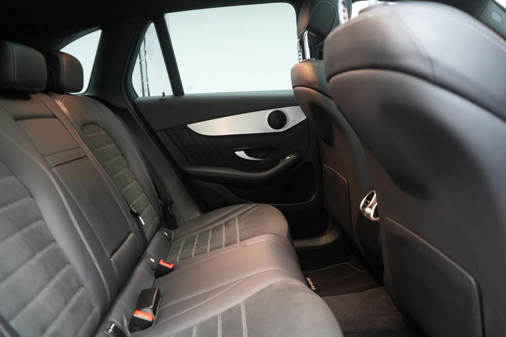 Mercedes-Benz GLC 300 2022