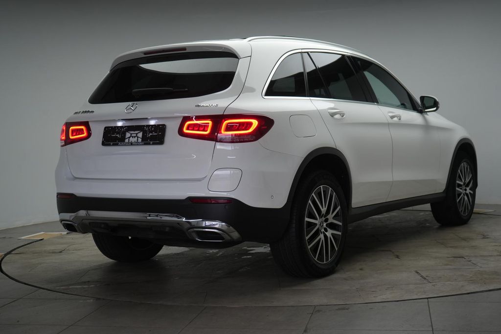 Mercedes-Benz GLC 300 2022