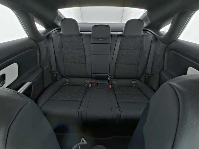 Mercedes-Benz CLA 250 2025