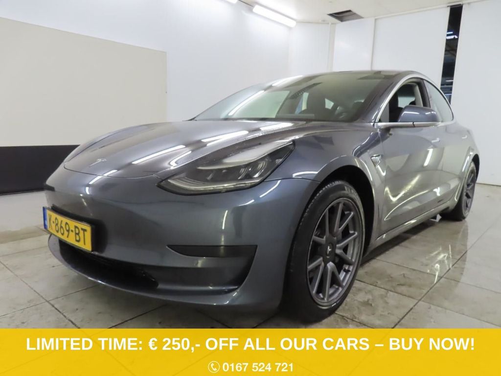 Tesla Model 3 2020