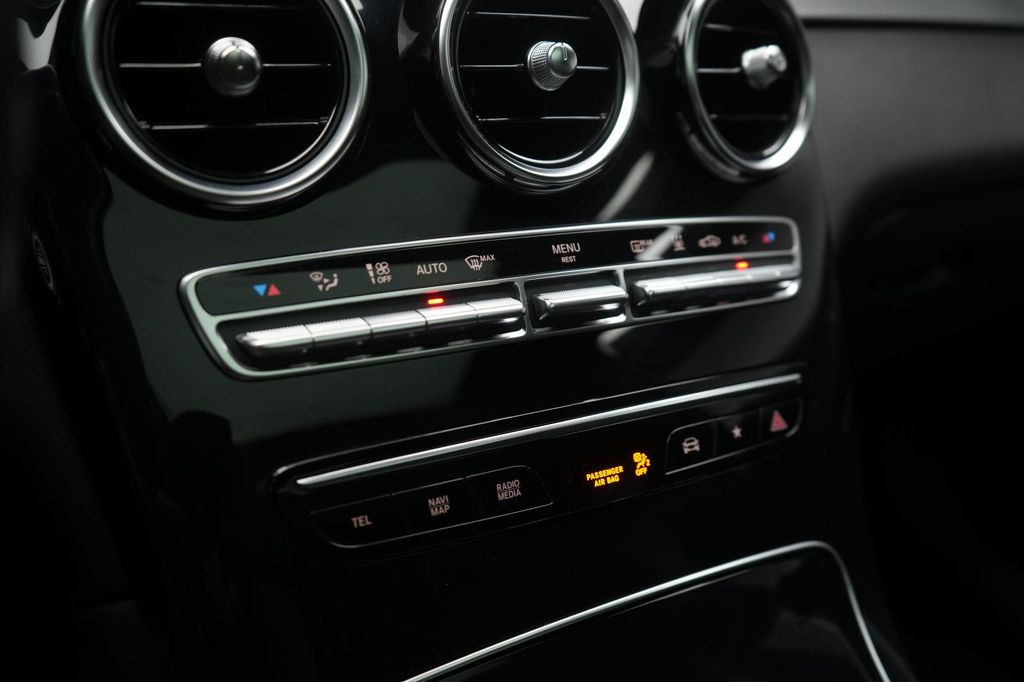 Mercedes-Benz GLC 300 2022