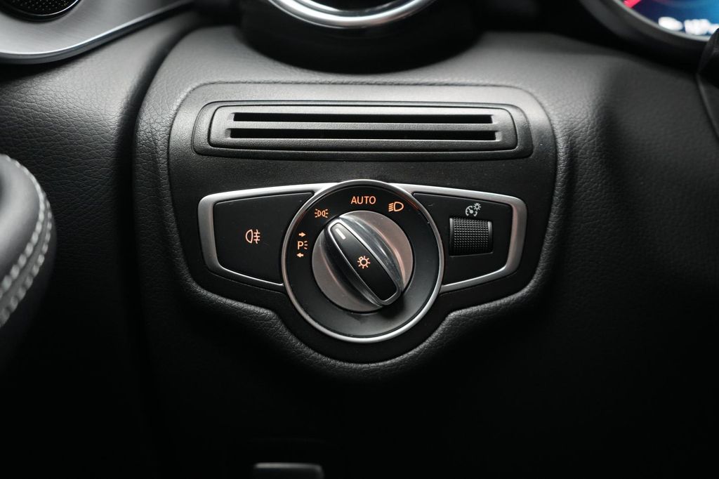 Mercedes-Benz GLC 300 2022