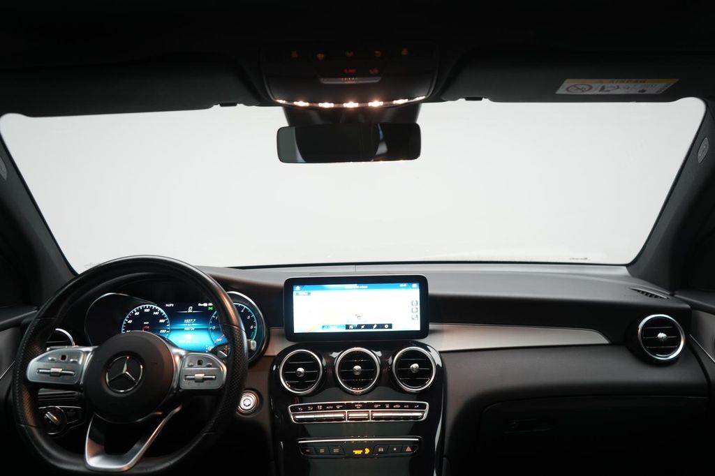 Mercedes-Benz GLC 300 2022