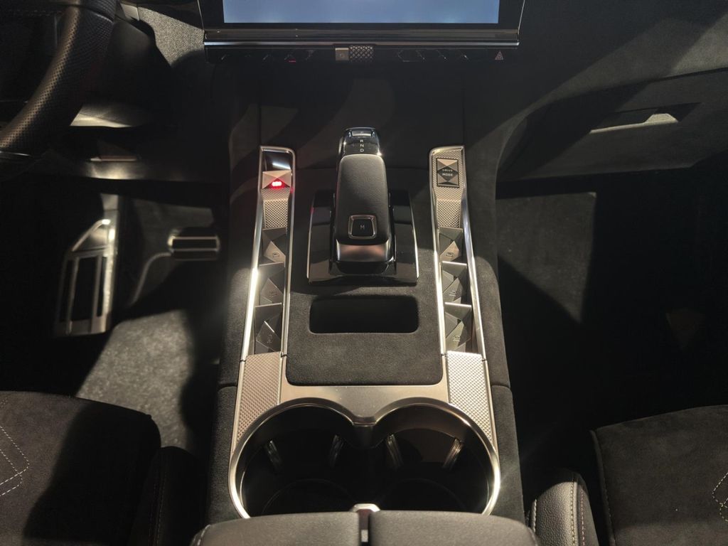 DS Automobiles DS7 (Crossback)