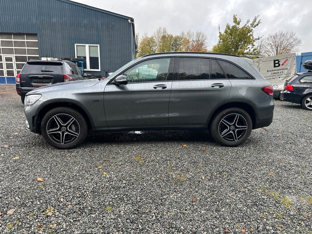 Mercedes-Benz GLC 300 2022