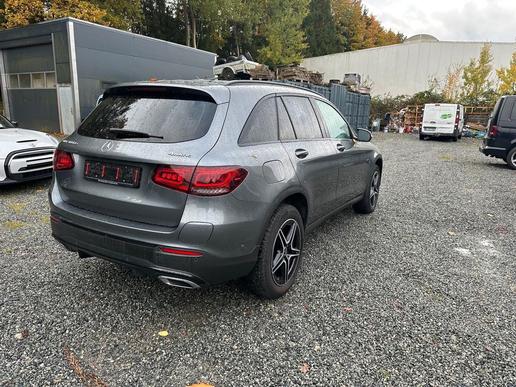 Mercedes-Benz GLC 300 2022