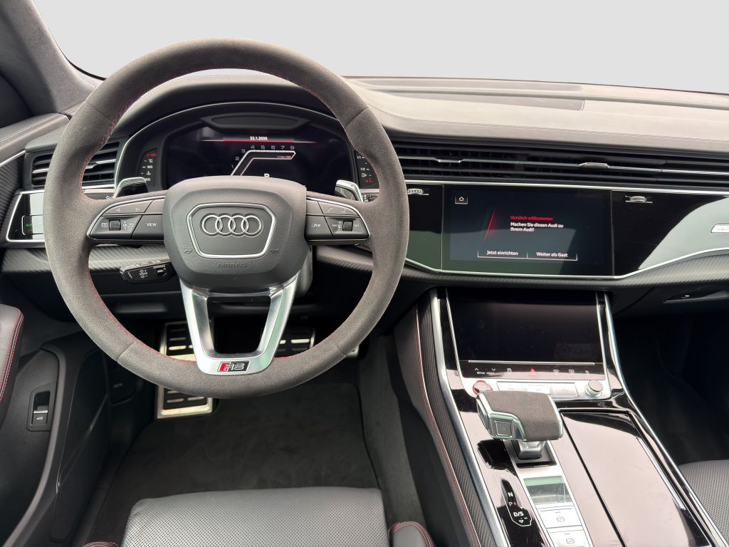 Audi RSQ8 2024