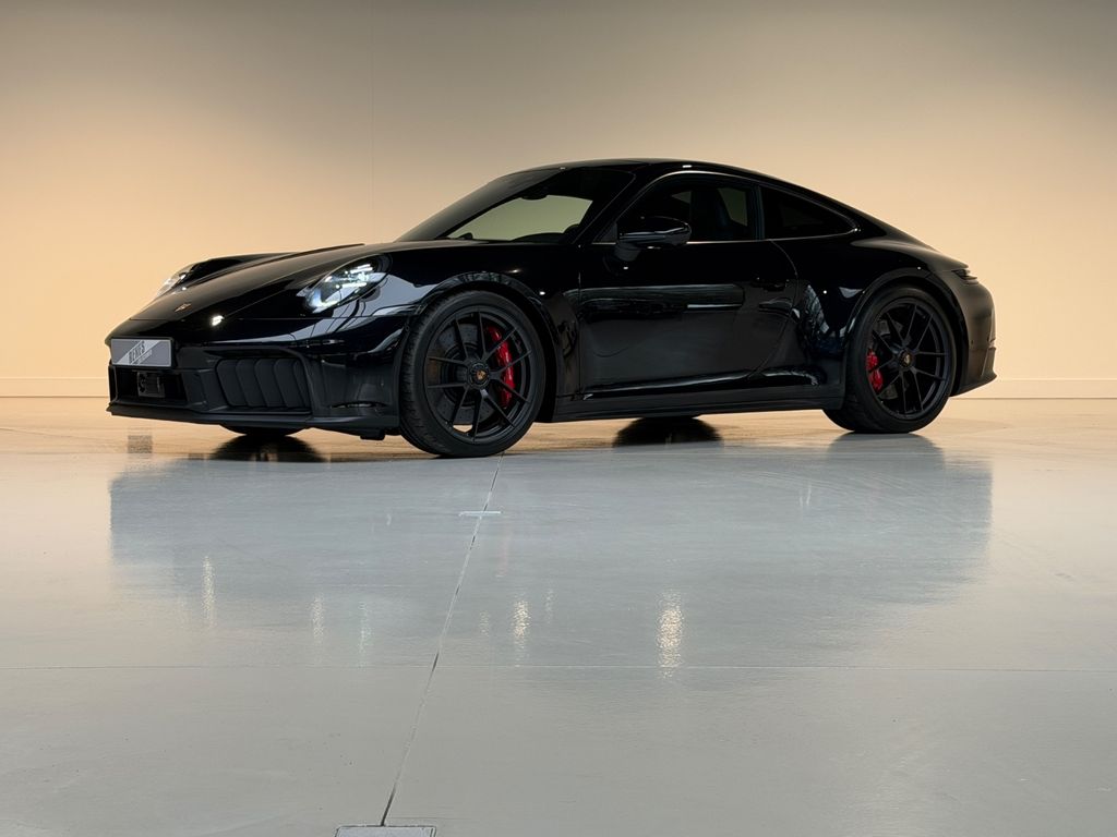 Porsche 992 2025