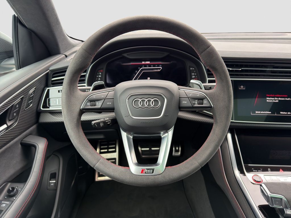 Audi RSQ8 2024