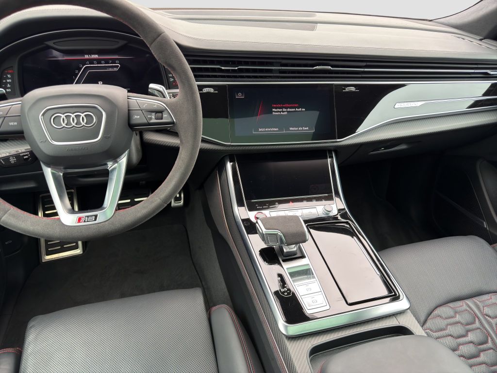 Audi RSQ8 2024