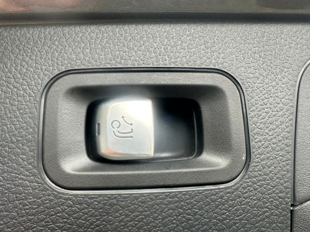 Mercedes-Benz GLC 300 2022