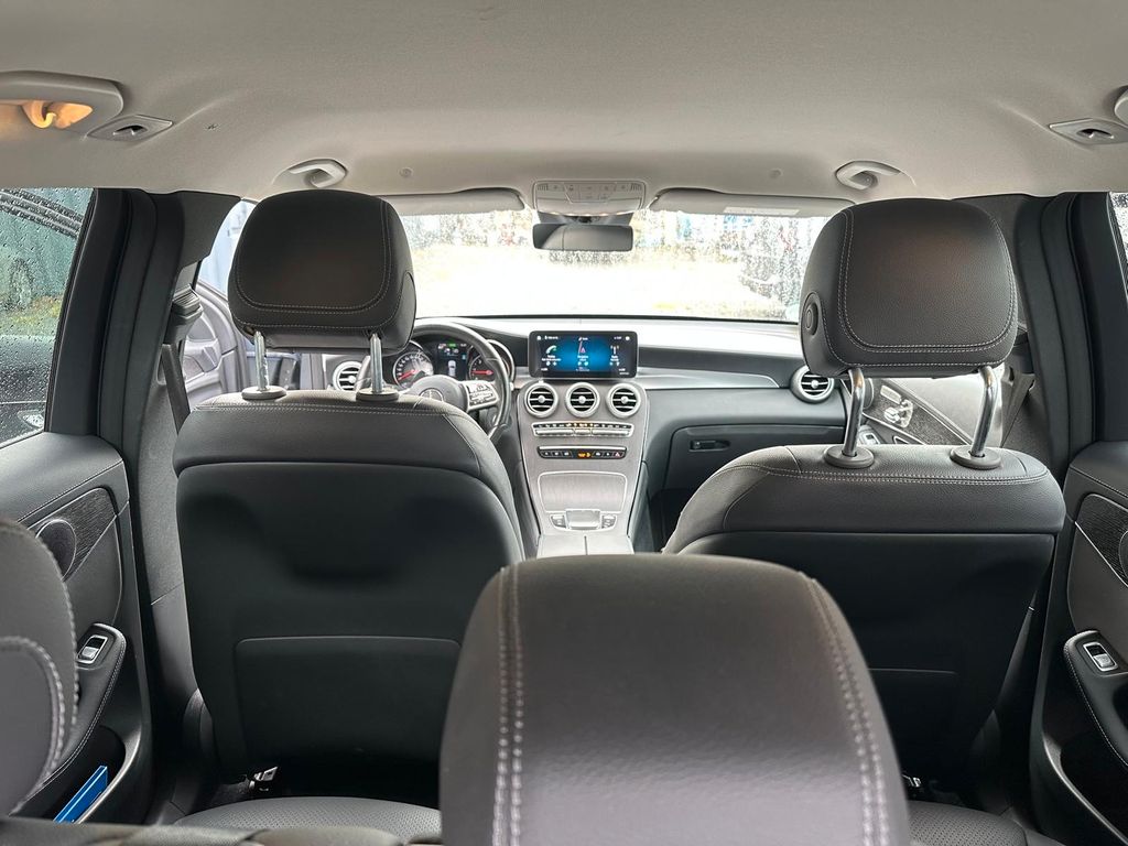 Mercedes-Benz GLC 300 2022