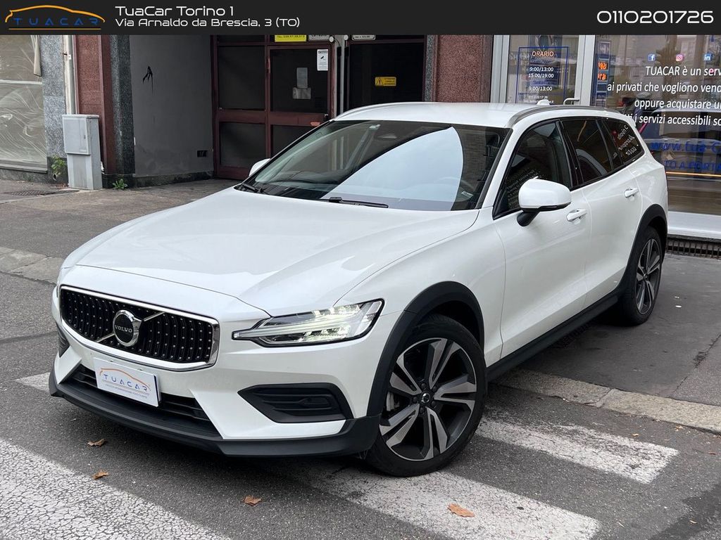 Volvo V60 2024