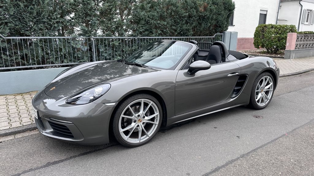 Porsche Boxster 2023