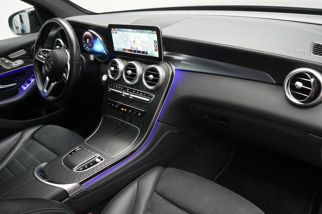 Mercedes-Benz GLC 300 2020