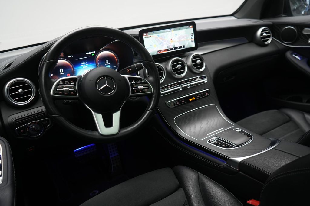 Mercedes-Benz GLC 300 2020