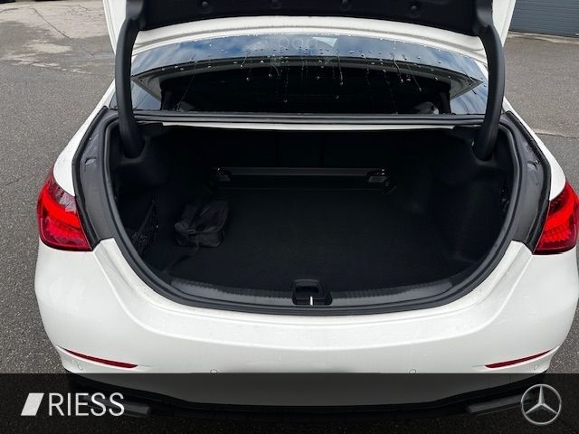 Mercedes-Benz C 220 2025