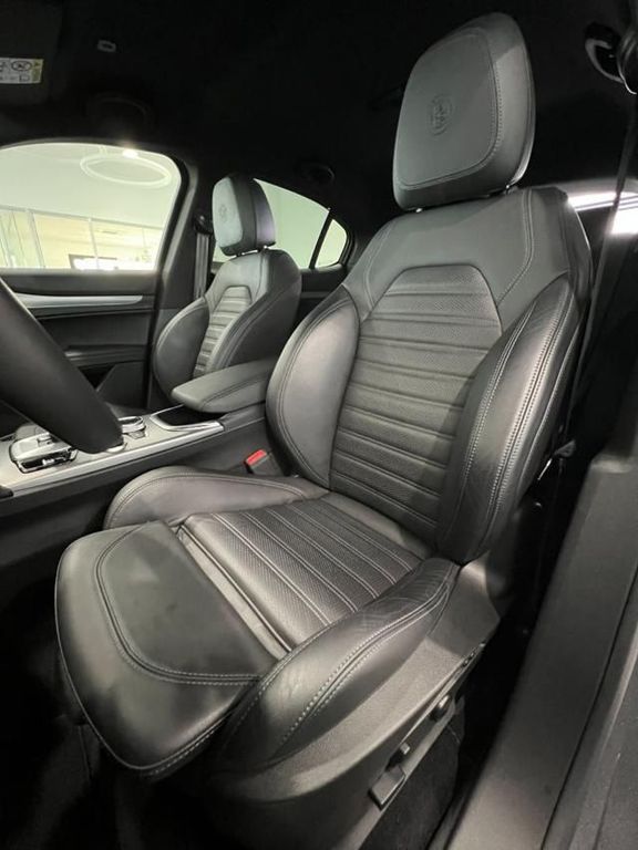 Alfa Romeo Stelvio 2022