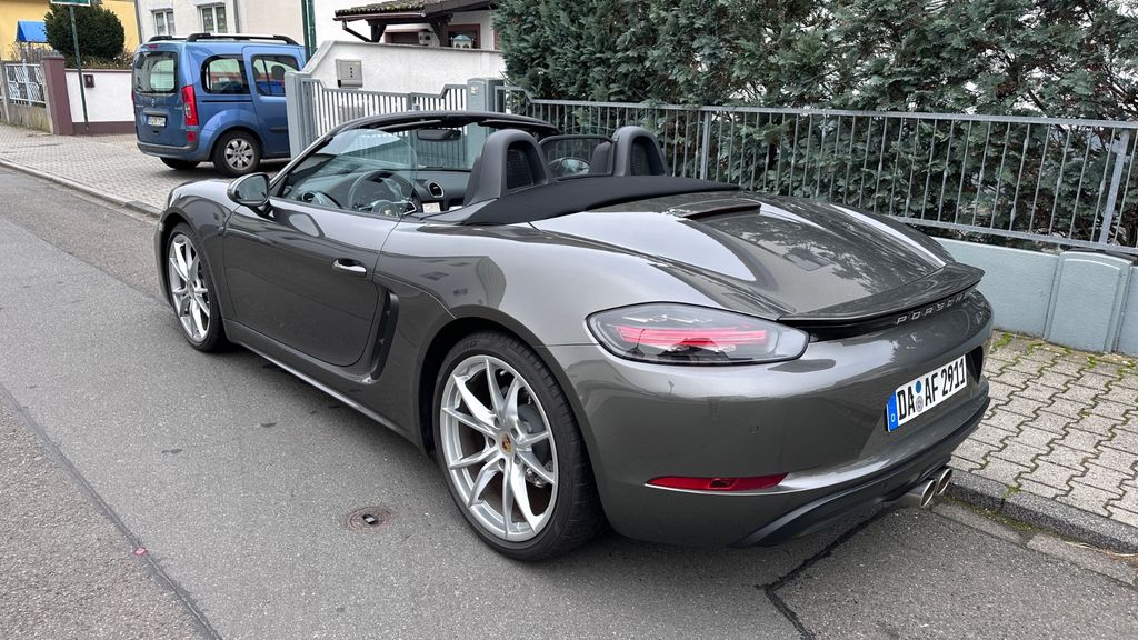 Porsche Boxster 2023