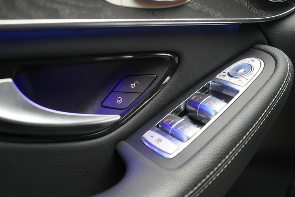 Mercedes-Benz GLC 300 2020