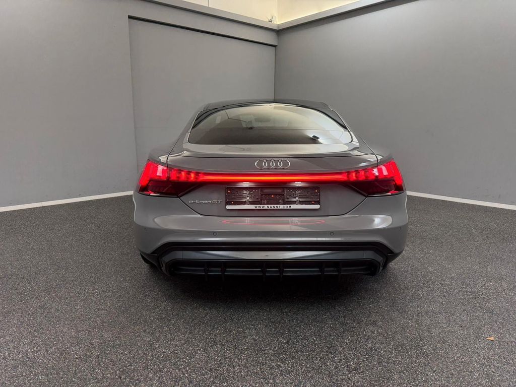 Audi e-tron GT 2024