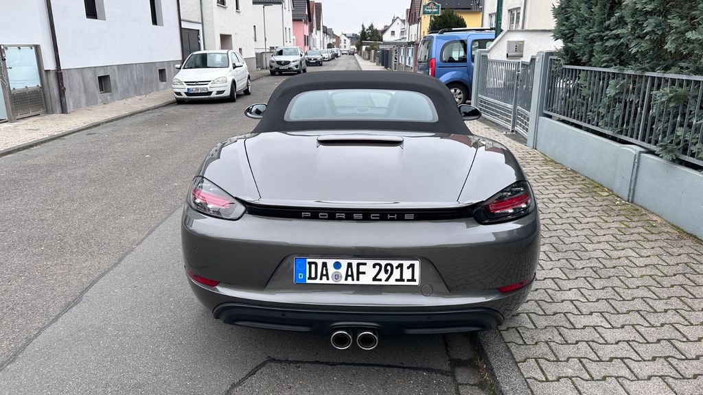 Porsche Boxster 2023