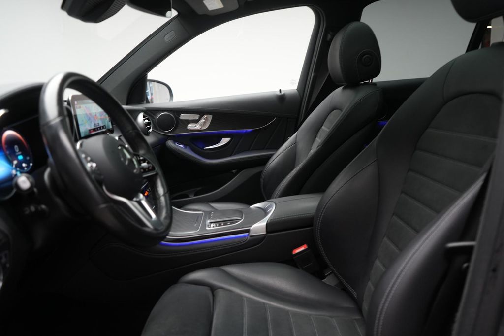 Mercedes-Benz GLC 300 2020